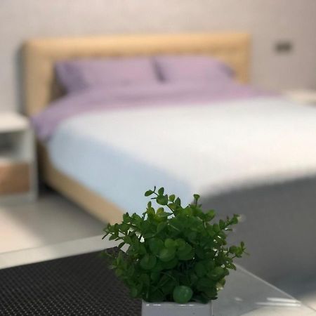 Apartcenter Апартаменты Lux В Центре Ярослава Мудрого Kryvyi Rih Exterior foto